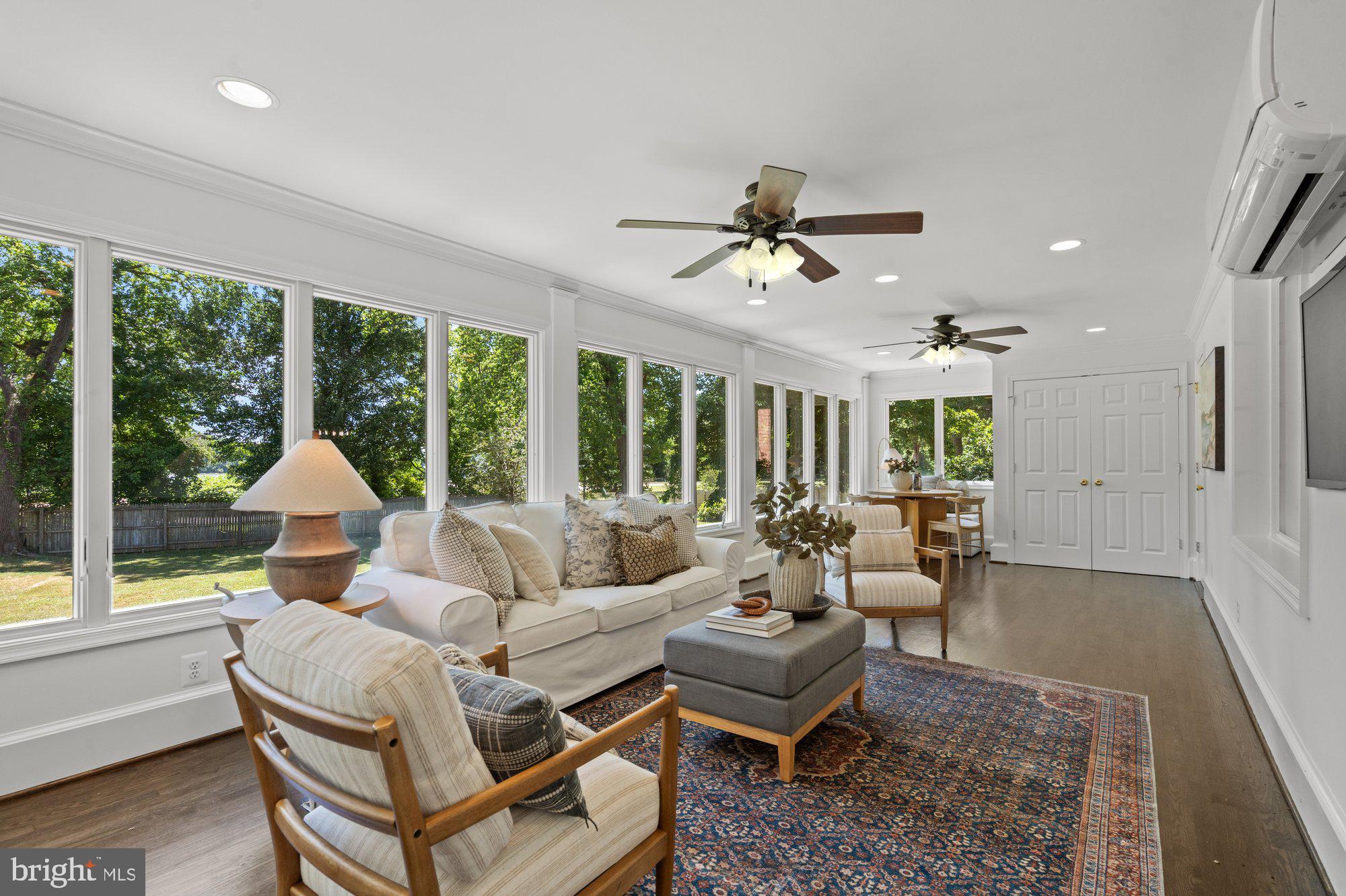 WAYNEWOOD - Residential