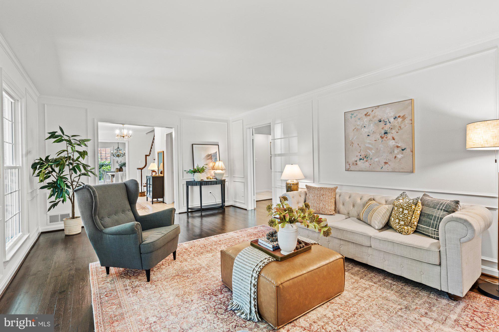 WAYNEWOOD - Residential