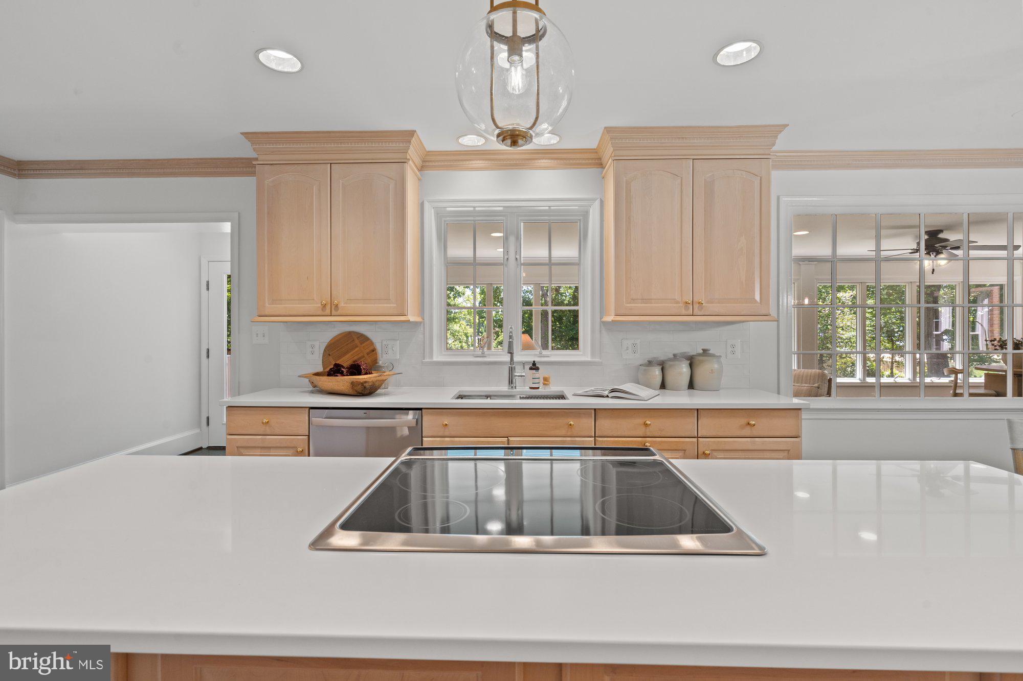 WAYNEWOOD - Residential