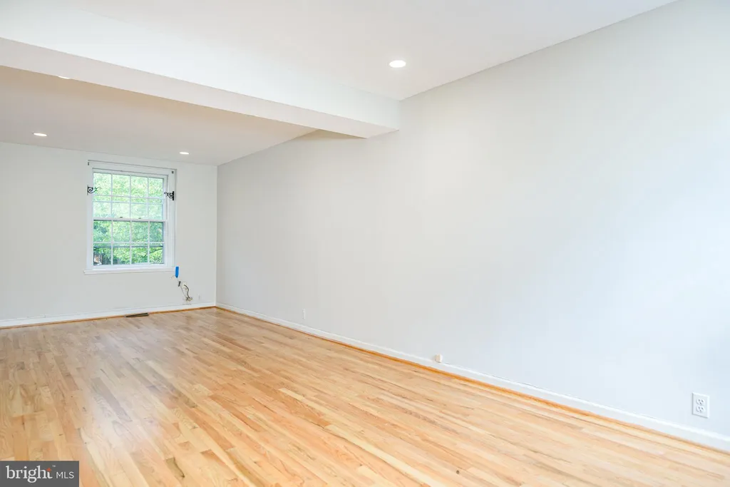 Additional image 15 of 3520 39th Street NW Unit A655, Washington, DC 20016