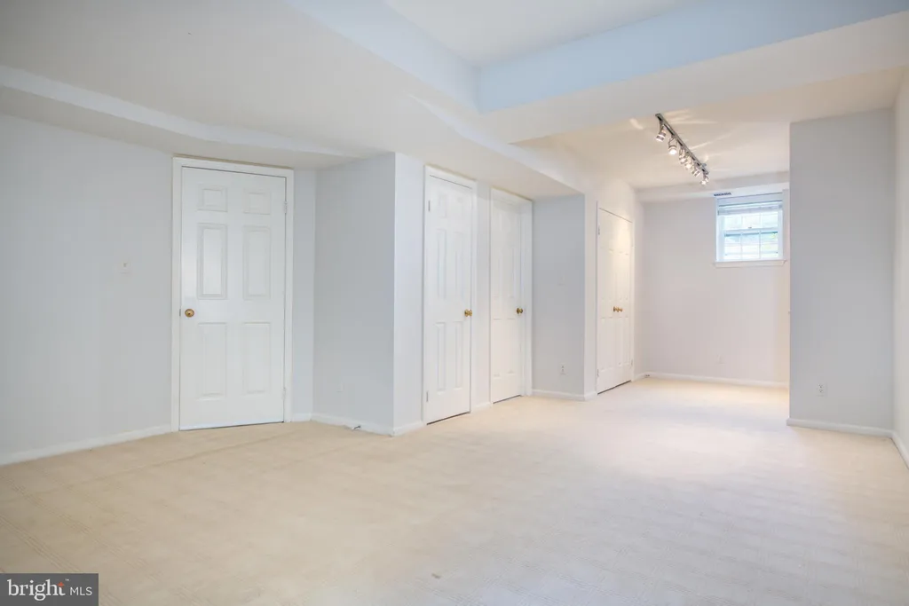 Additional image 22 of 3520 39th Street NW Unit A655, Washington, DC 20016
