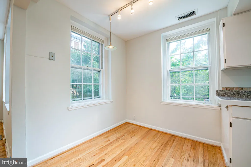 Additional image 7 of 3520 39th Street NW Unit A655, Washington, DC 20016