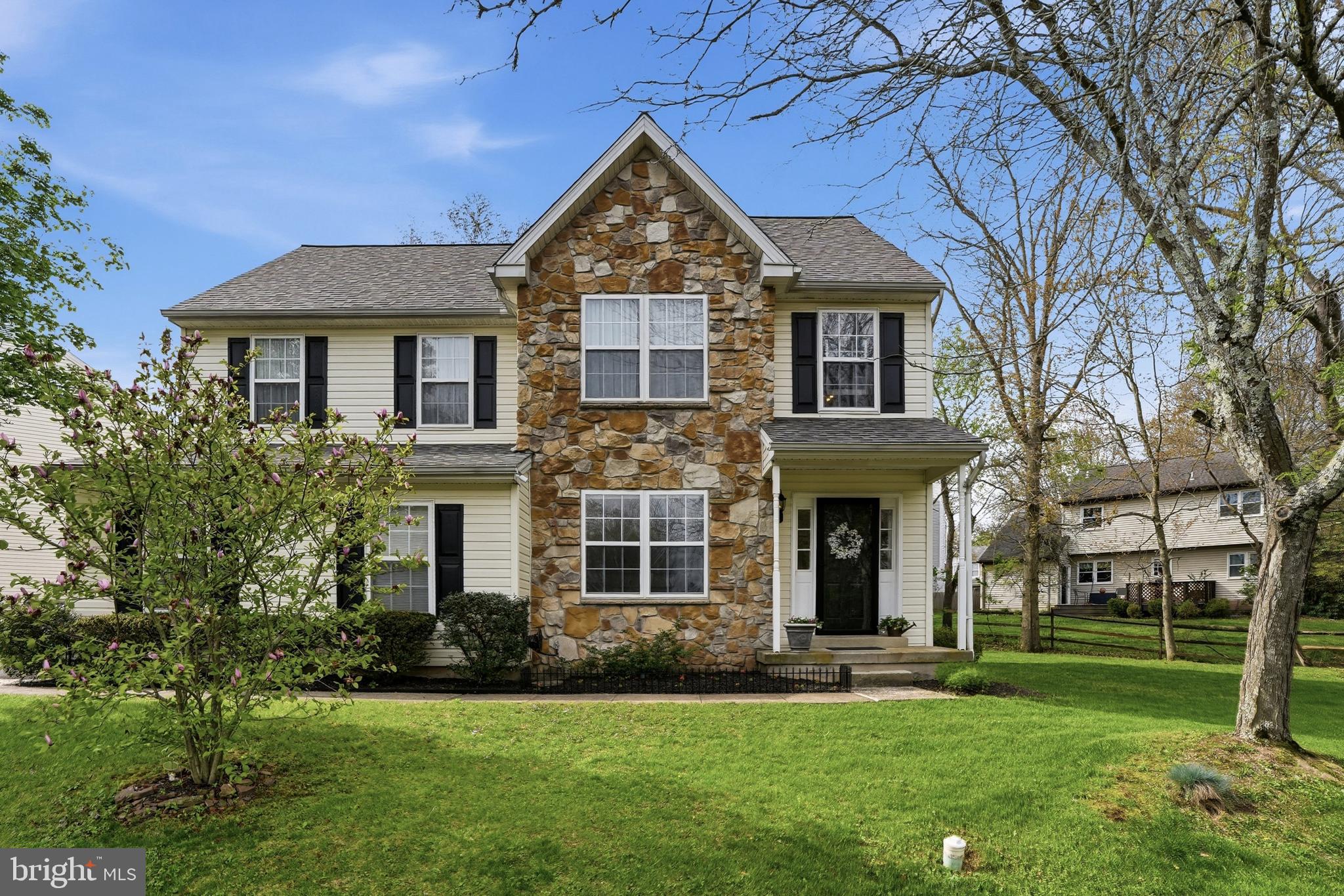 MEADOW WOOD - Residential