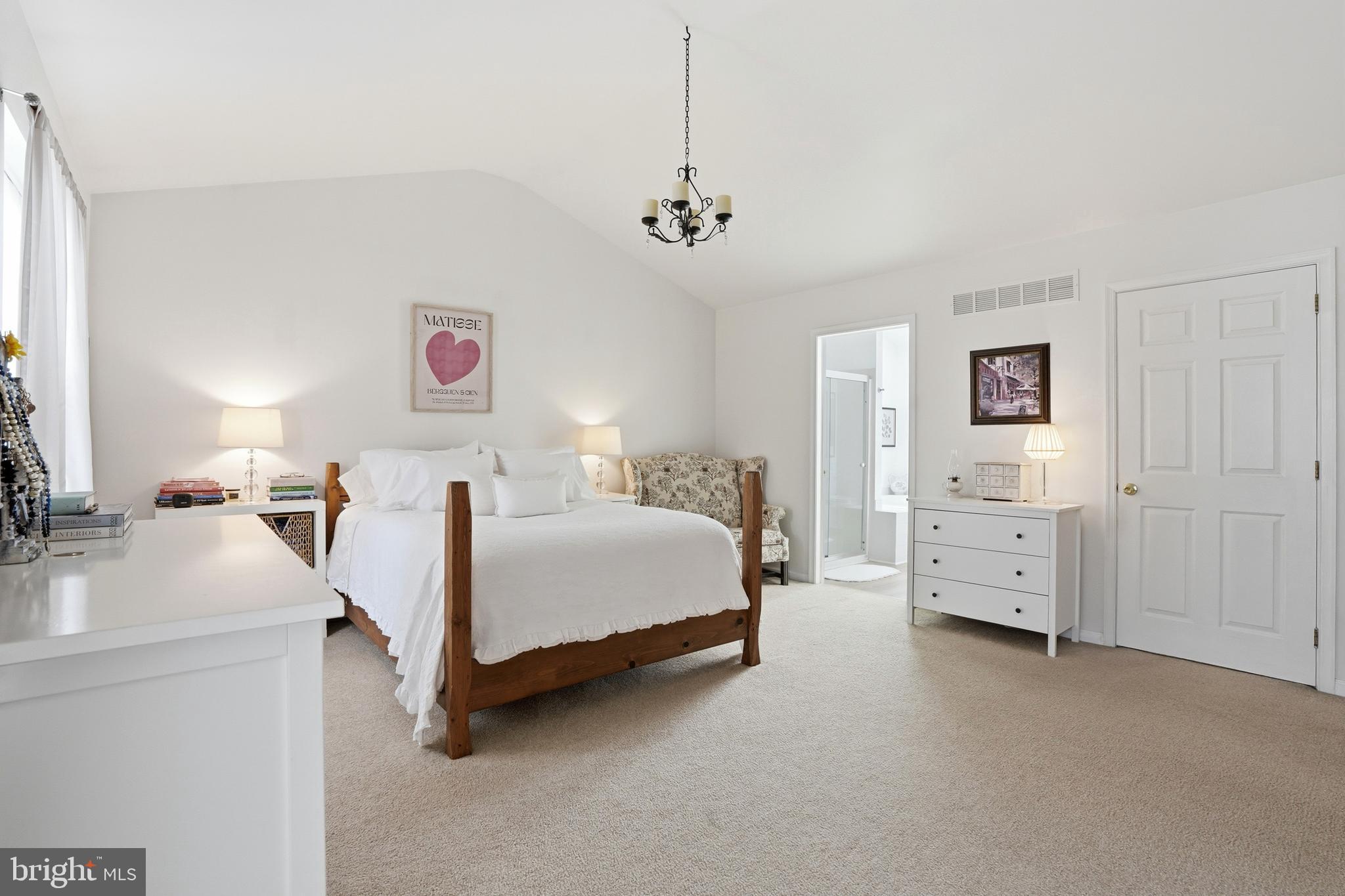 MEADOW WOOD - Residential