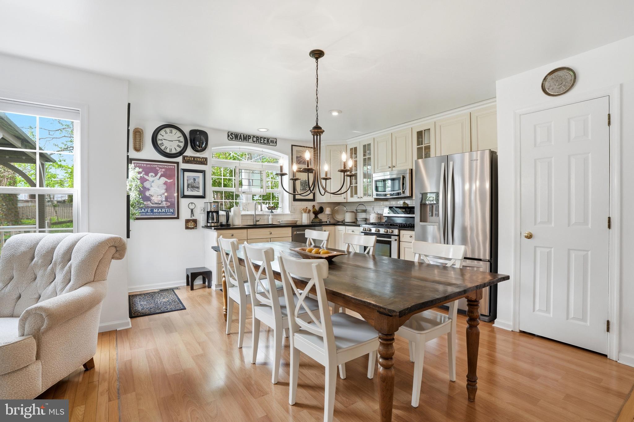 MEADOW WOOD - Residential