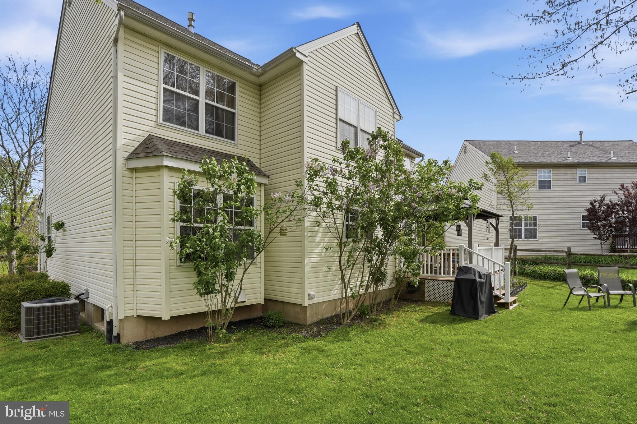 MEADOW WOOD - Residential