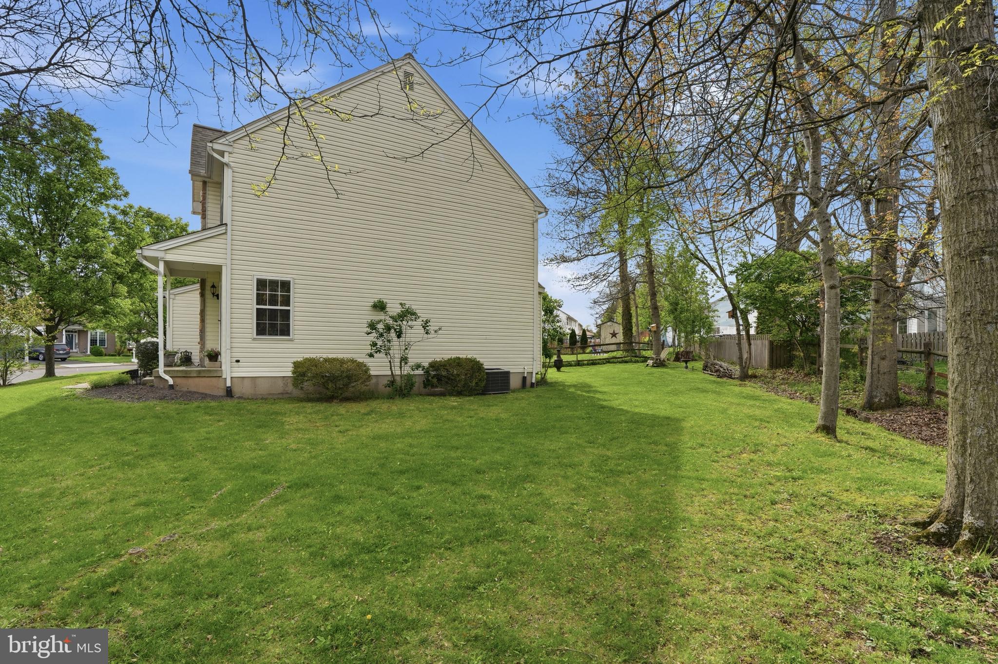 MEADOW WOOD - Residential