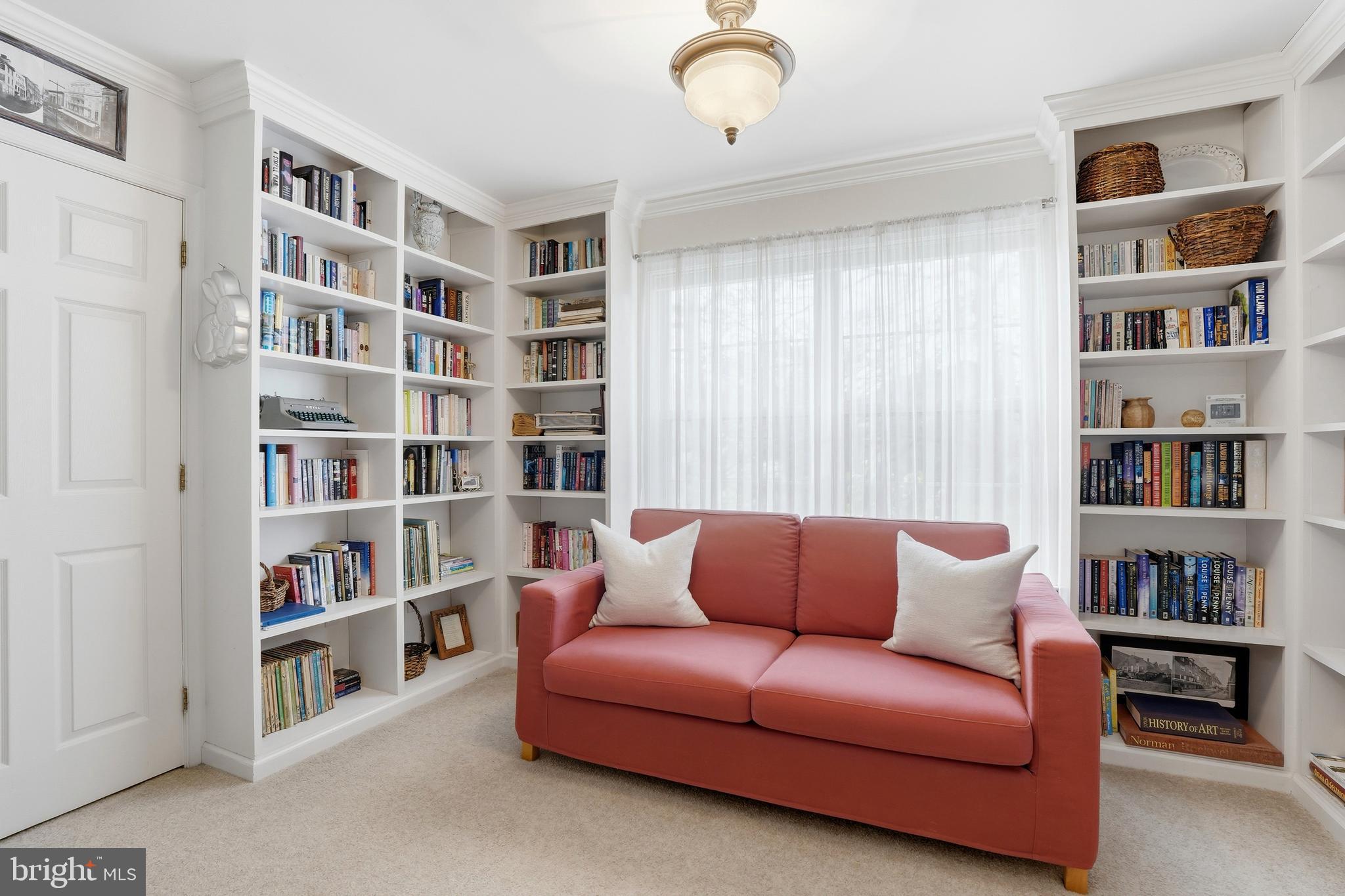 MEADOW WOOD - Residential