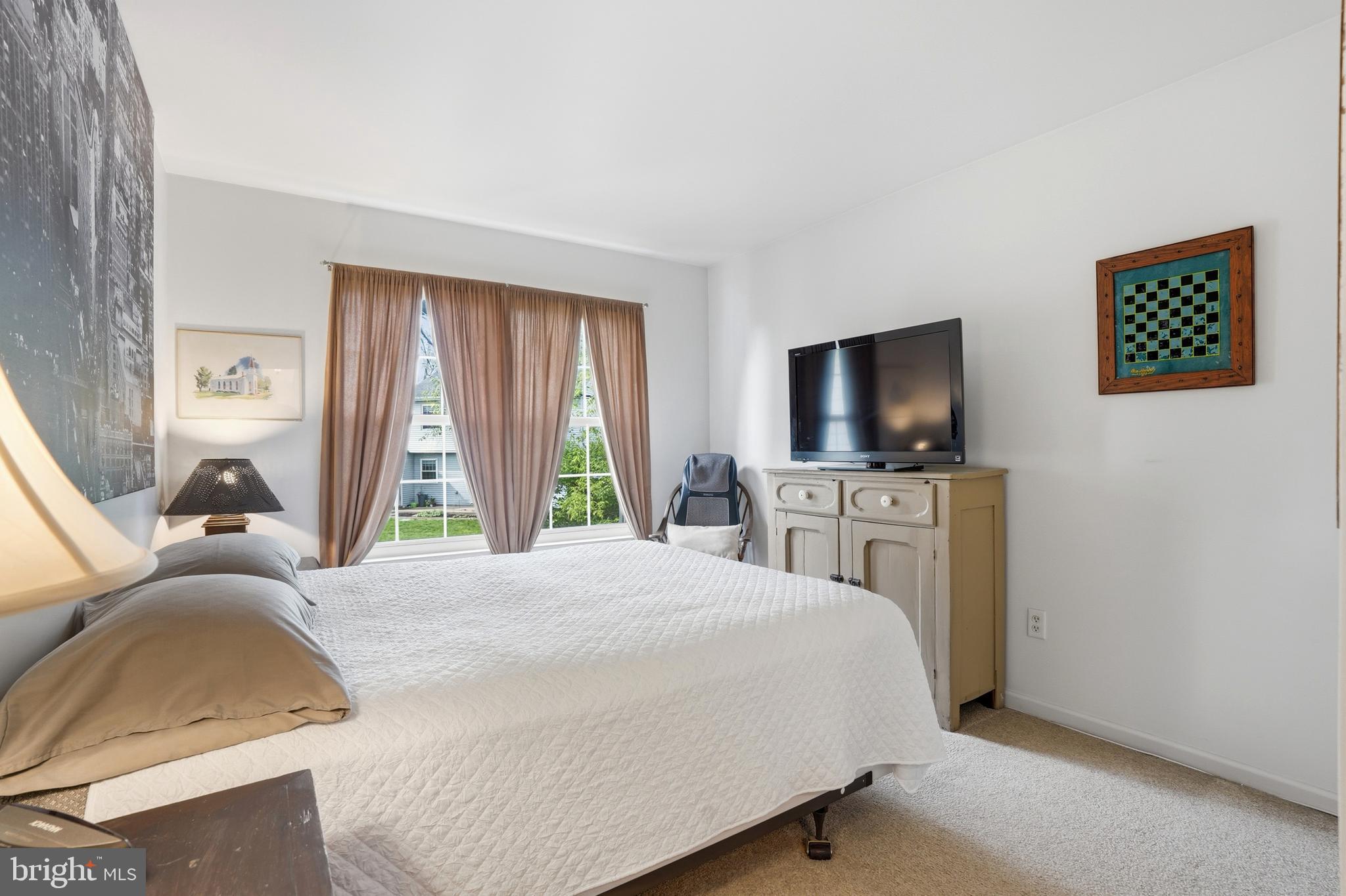 MEADOW WOOD - Residential