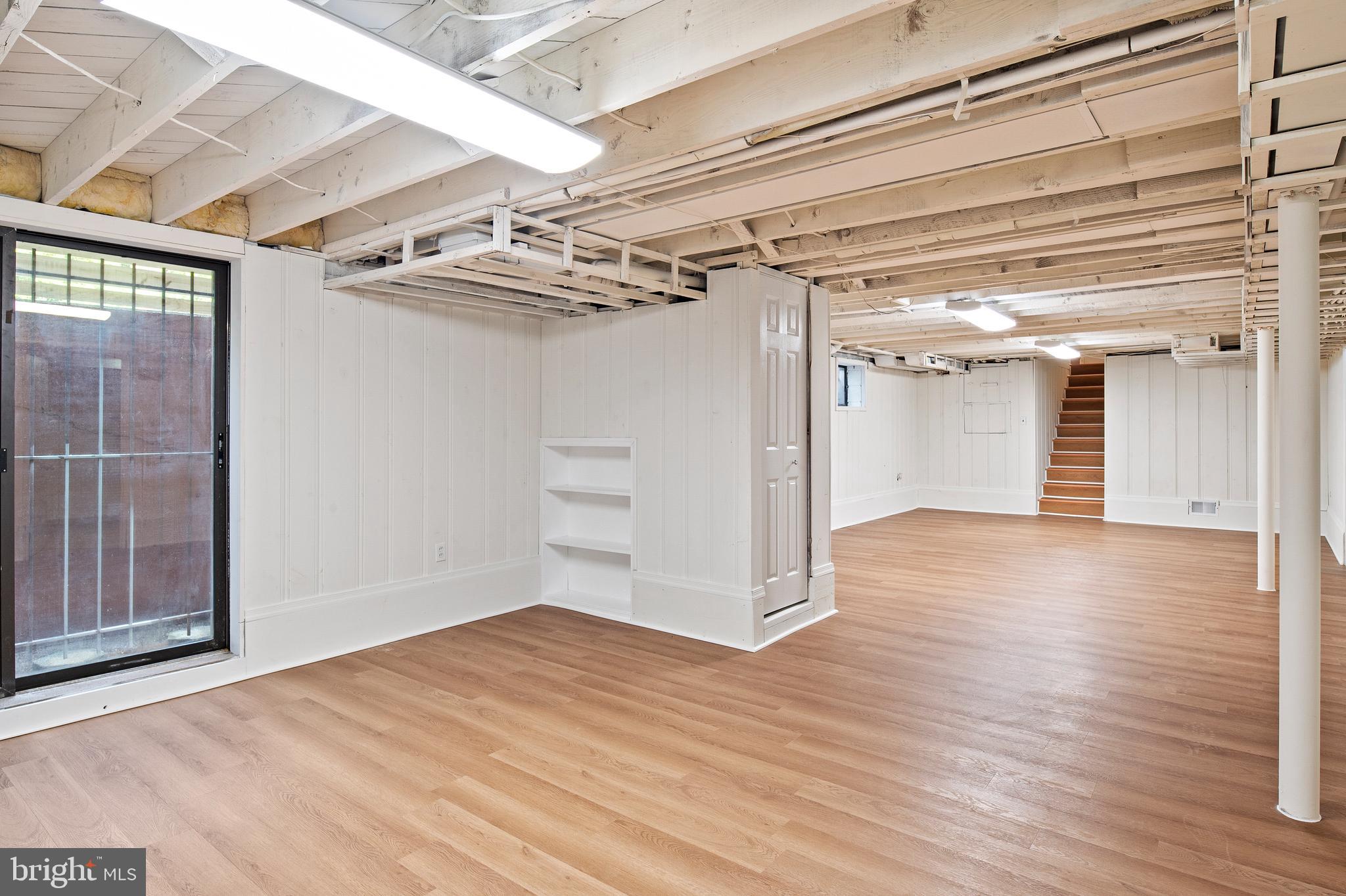 POWDER MILL ESTATES - Residential