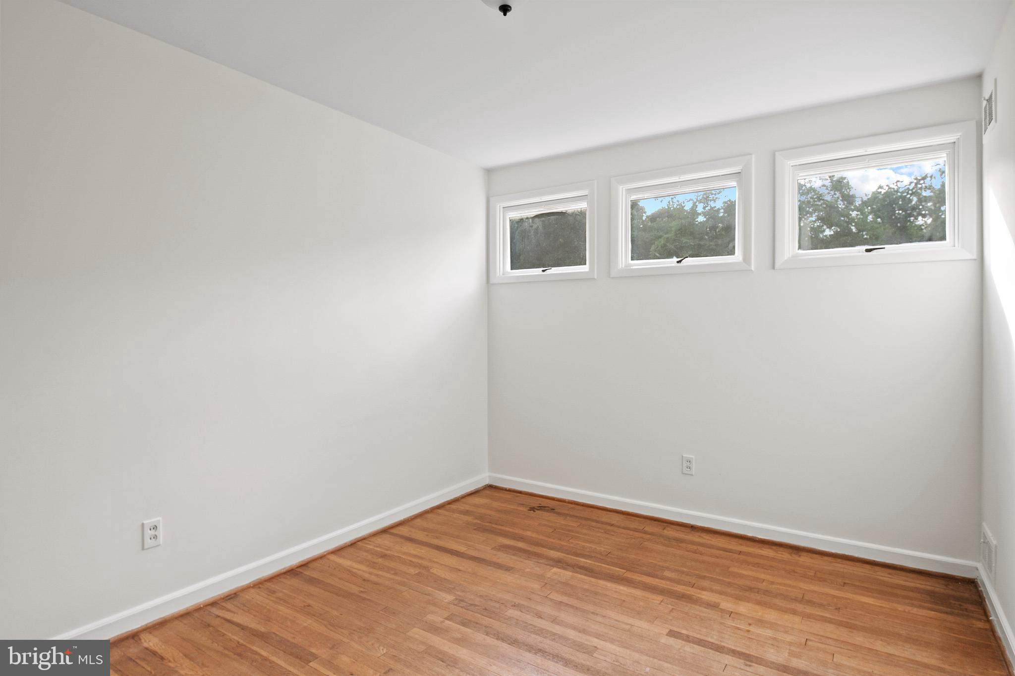 POWDER MILL ESTATES - Residential