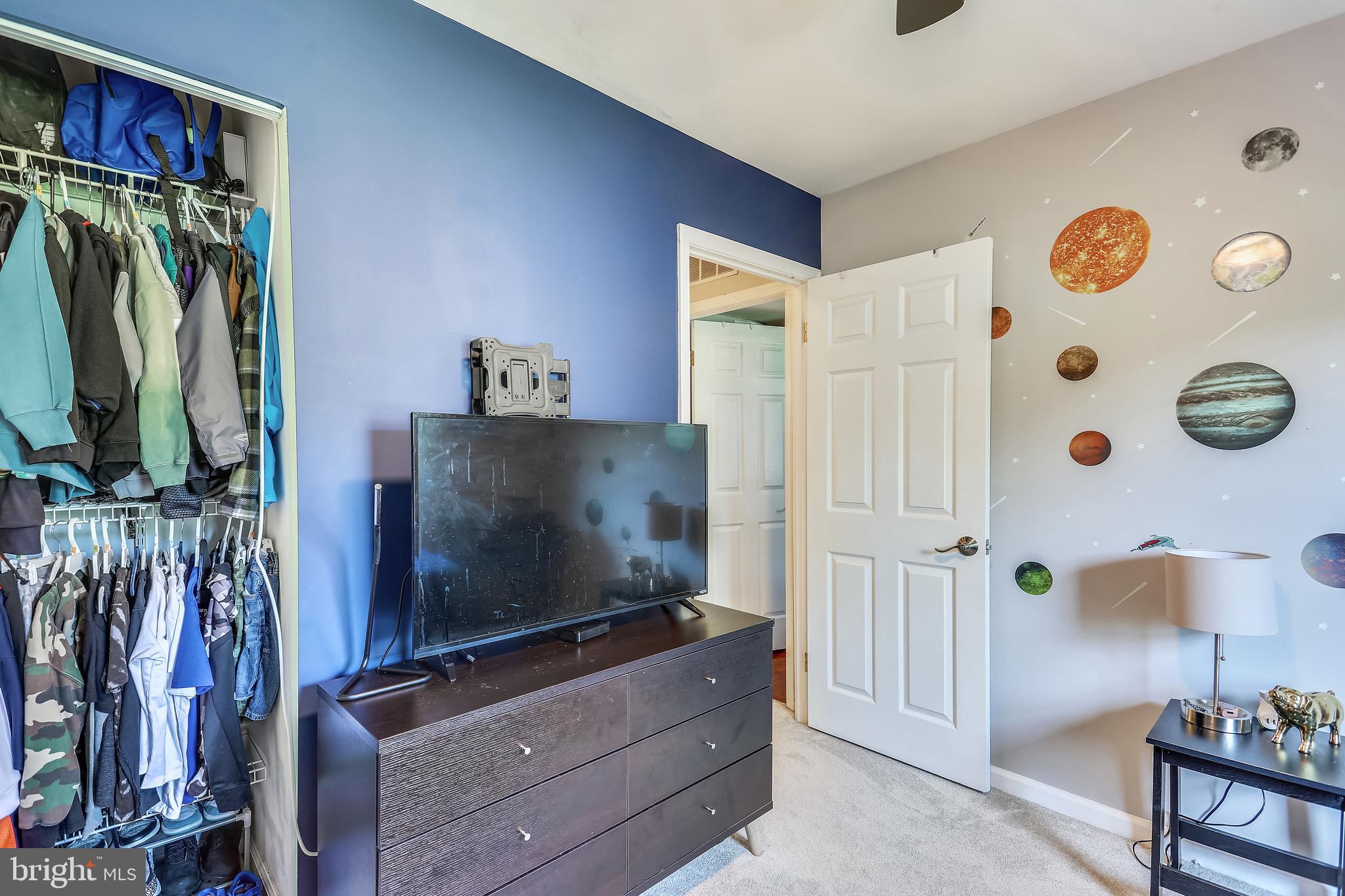 FARMINGDALE ESTATES - Residential