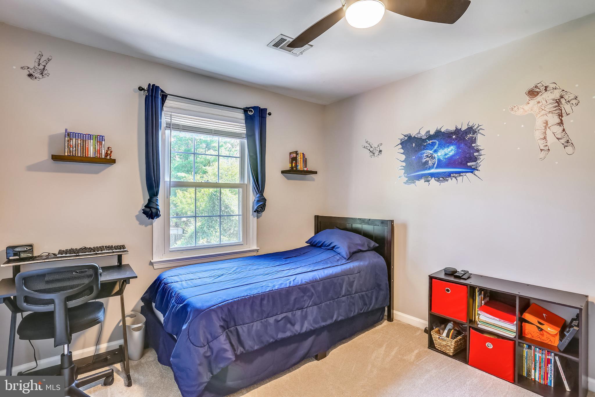 FARMINGDALE ESTATES - Residential