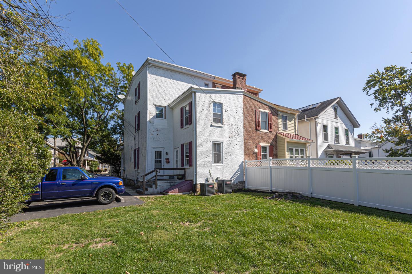 DOYLESTOWN BORO - Residential Lease