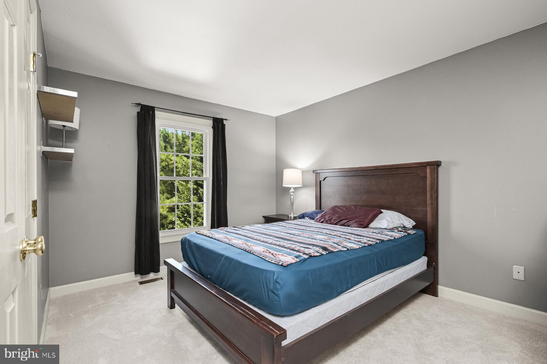 KINGS WOODS - Residential