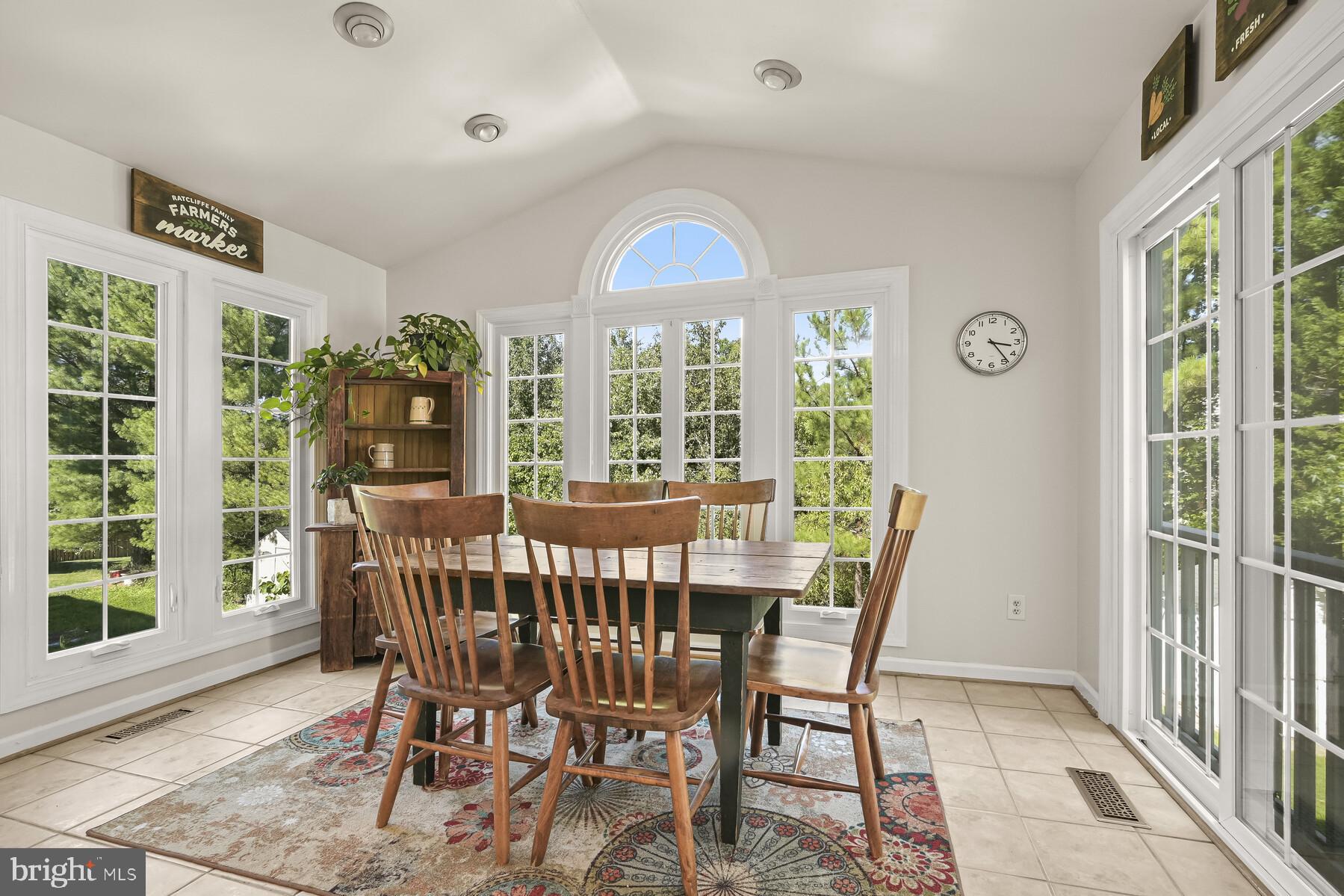 KINGS WOODS - Residential