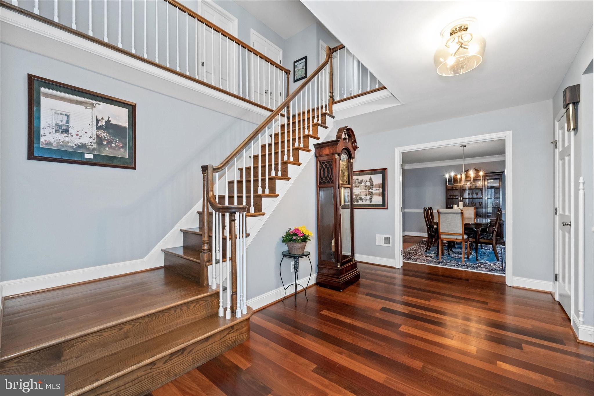 RAVEN HOLLOW - Residential