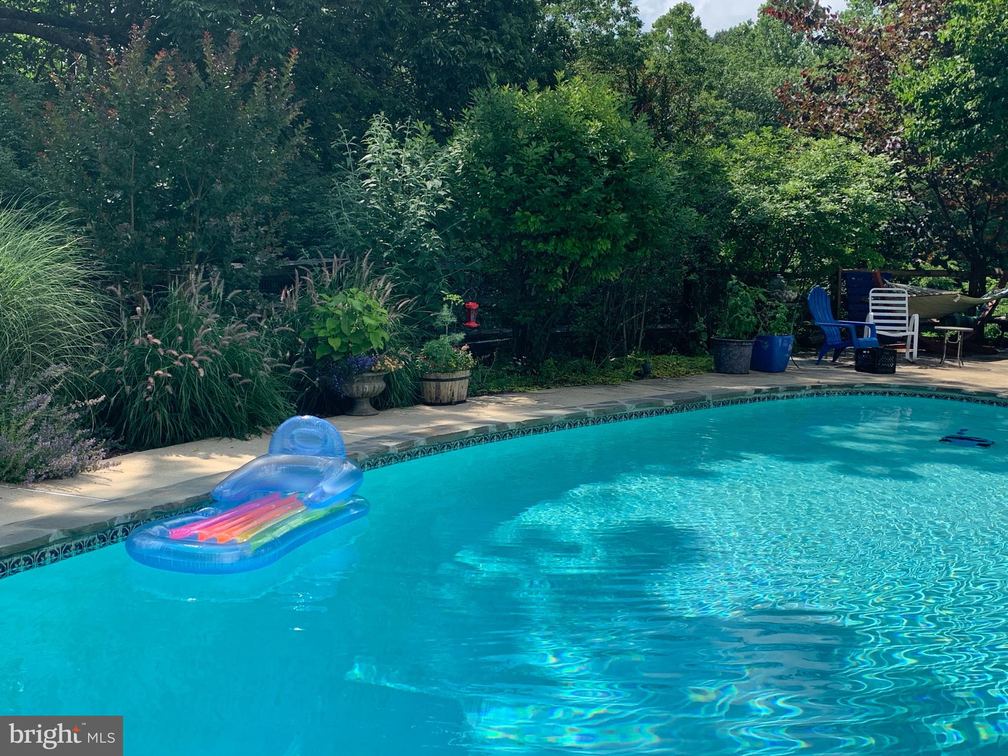 RAVEN HOLLOW - Residential