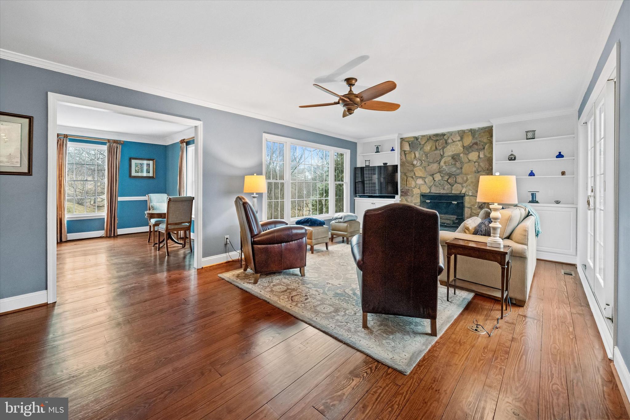 RAVEN HOLLOW - Residential