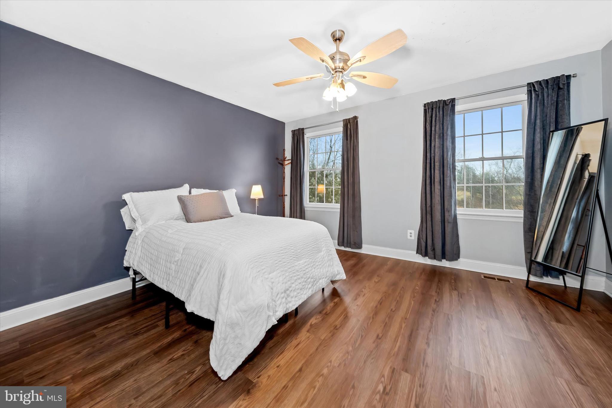 RAVEN HOLLOW - Residential