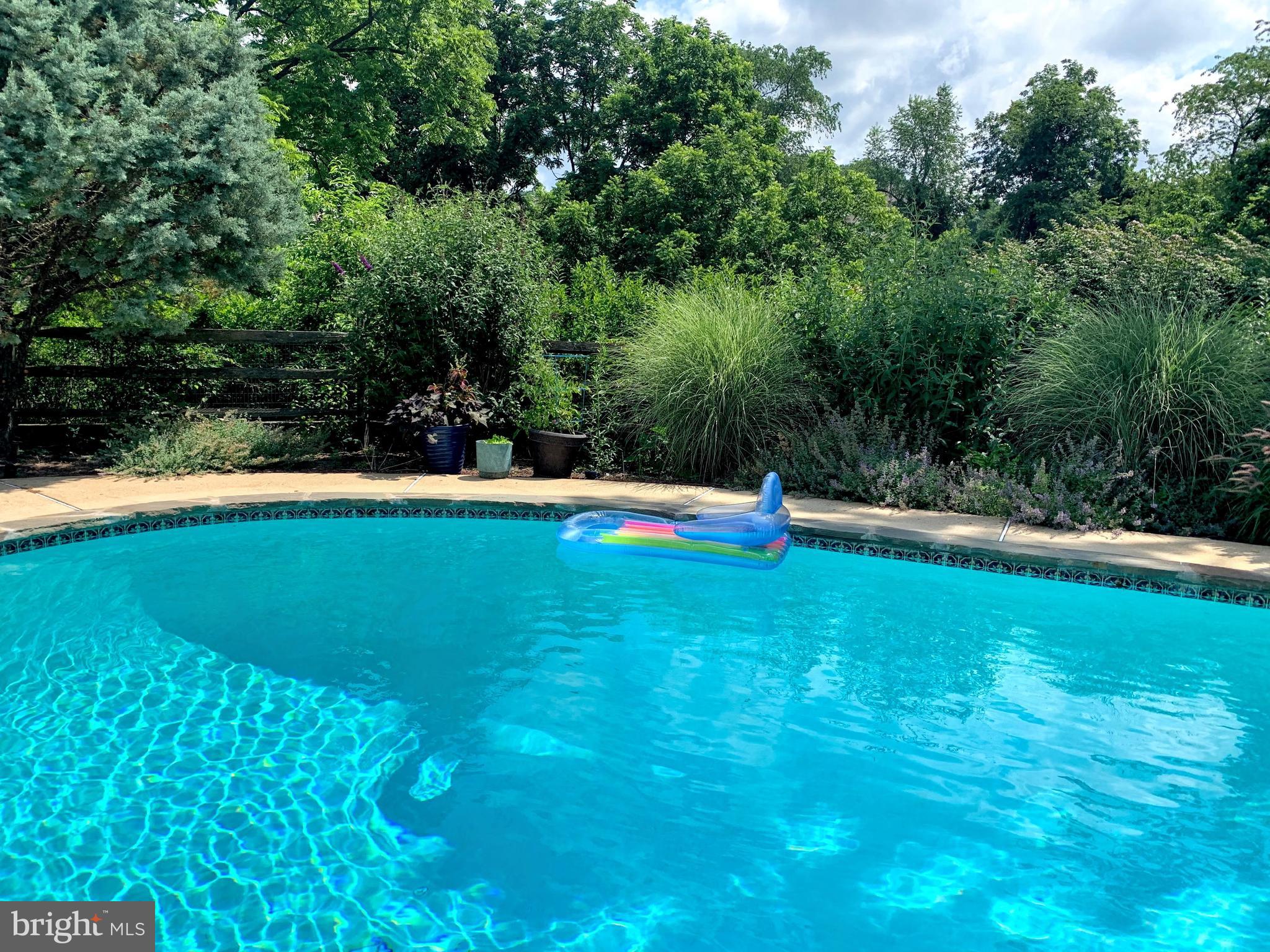 RAVEN HOLLOW - Residential