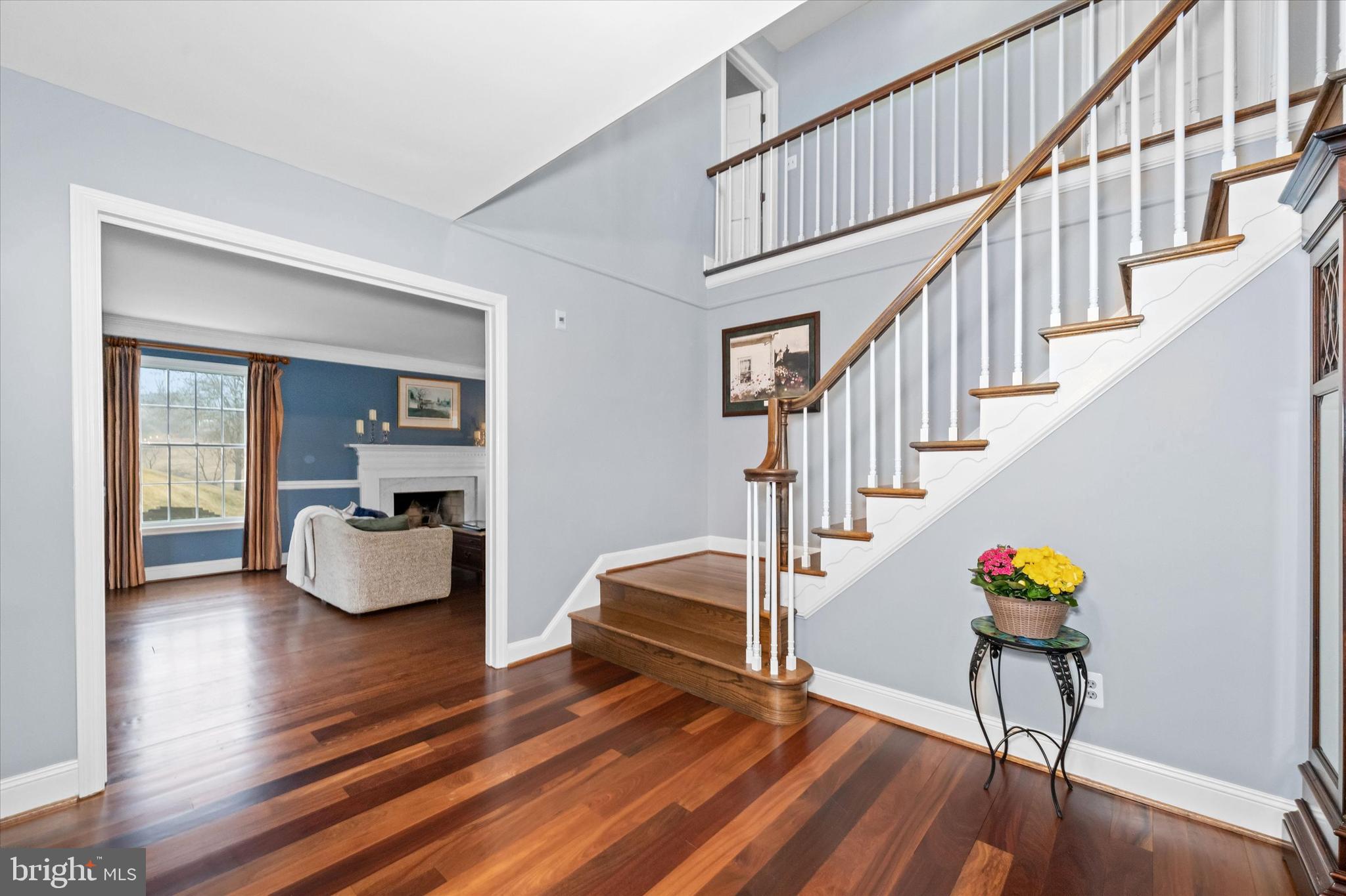 RAVEN HOLLOW - Residential