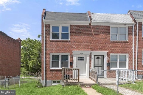 Townhouse For Sale - 1044 Ellicott Driveway<br/> Baltimore City County, BALTIMORE, MD 21216