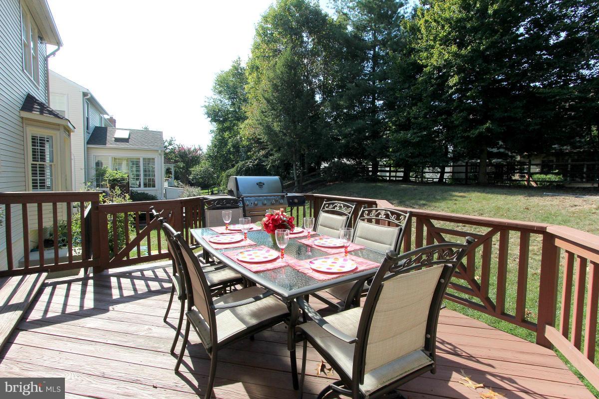 POTOMAC LAKES - Residential