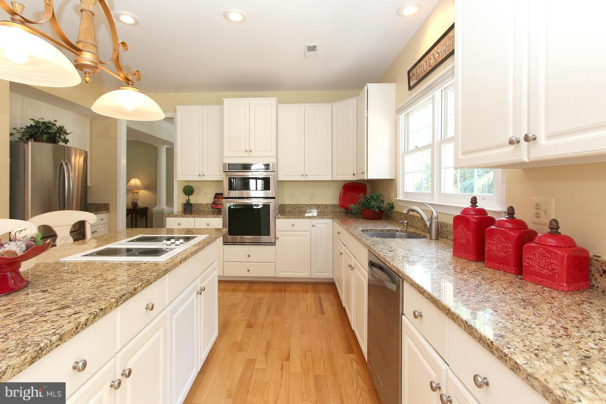 POTOMAC LAKES - Residential