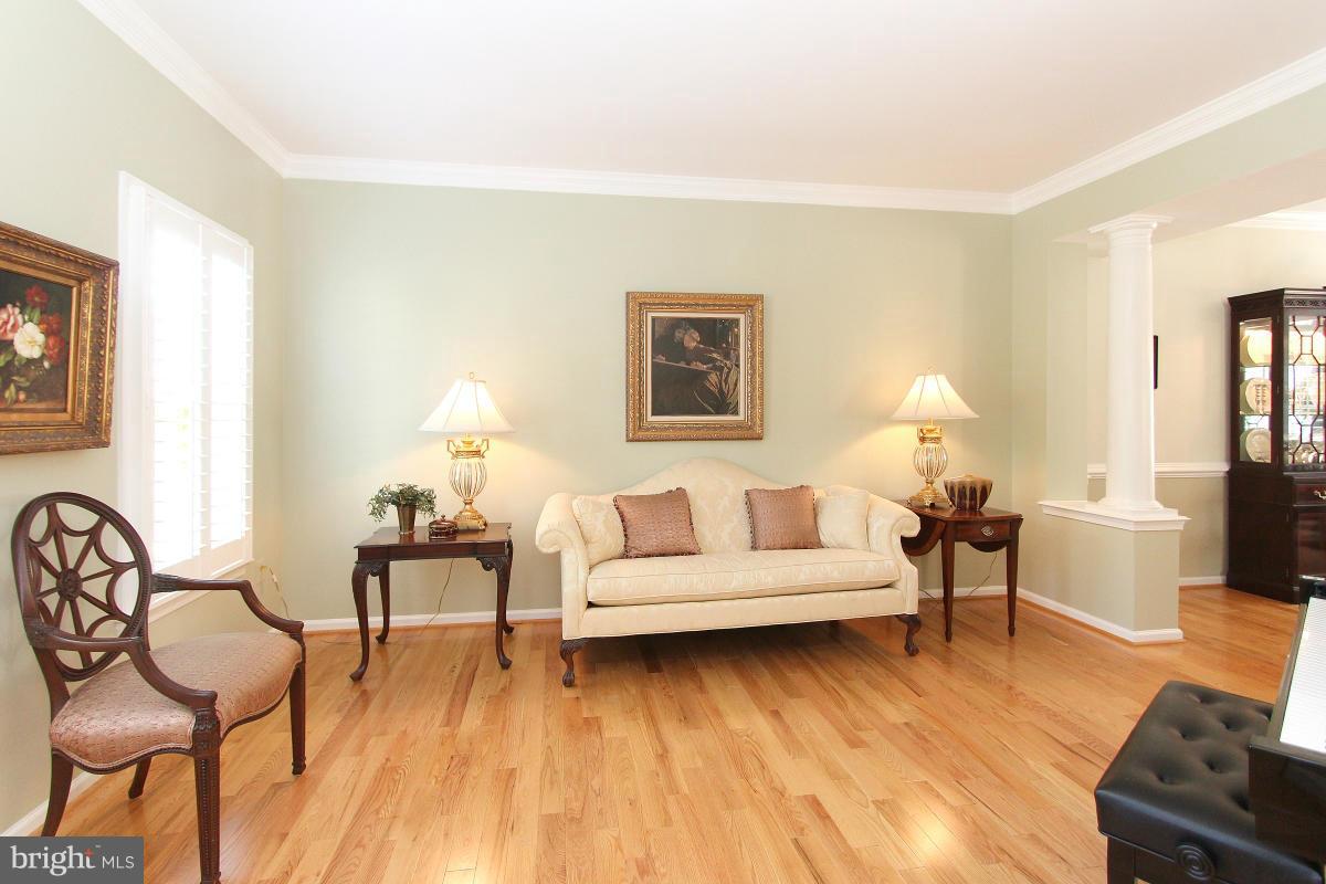 POTOMAC LAKES - Residential