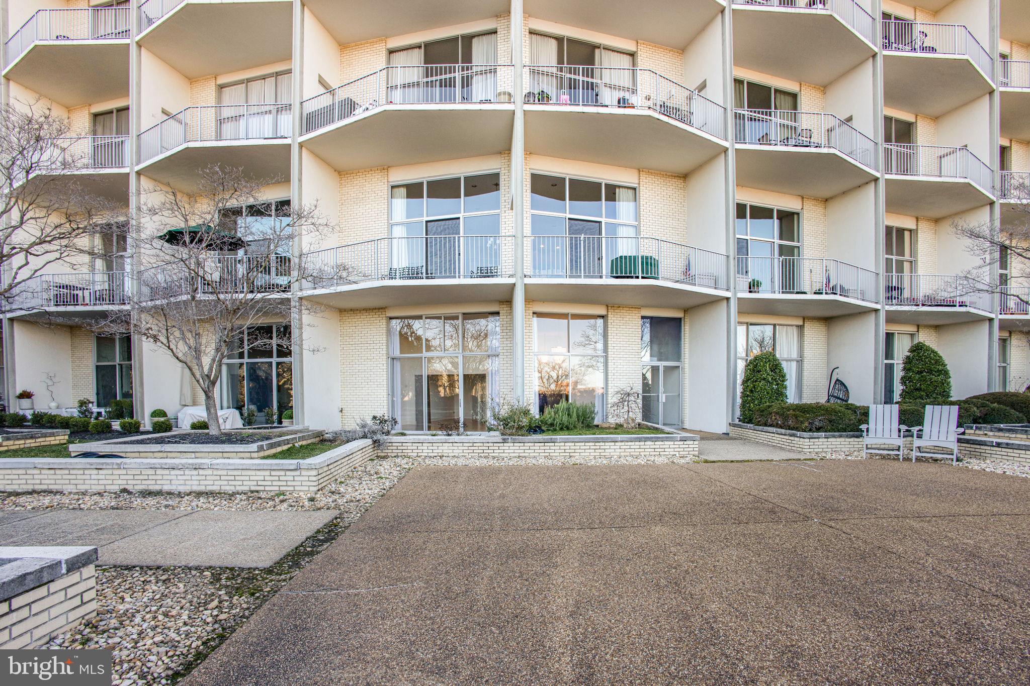 PROSPECT HOUSE - Residential