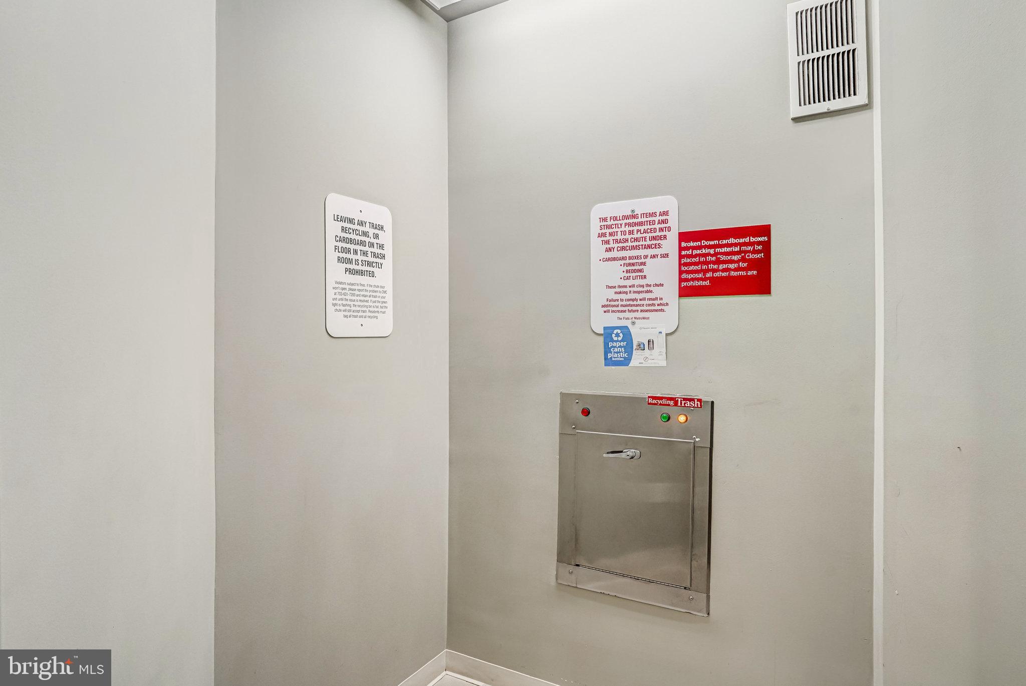 FLATS AT METROWEST - Residential