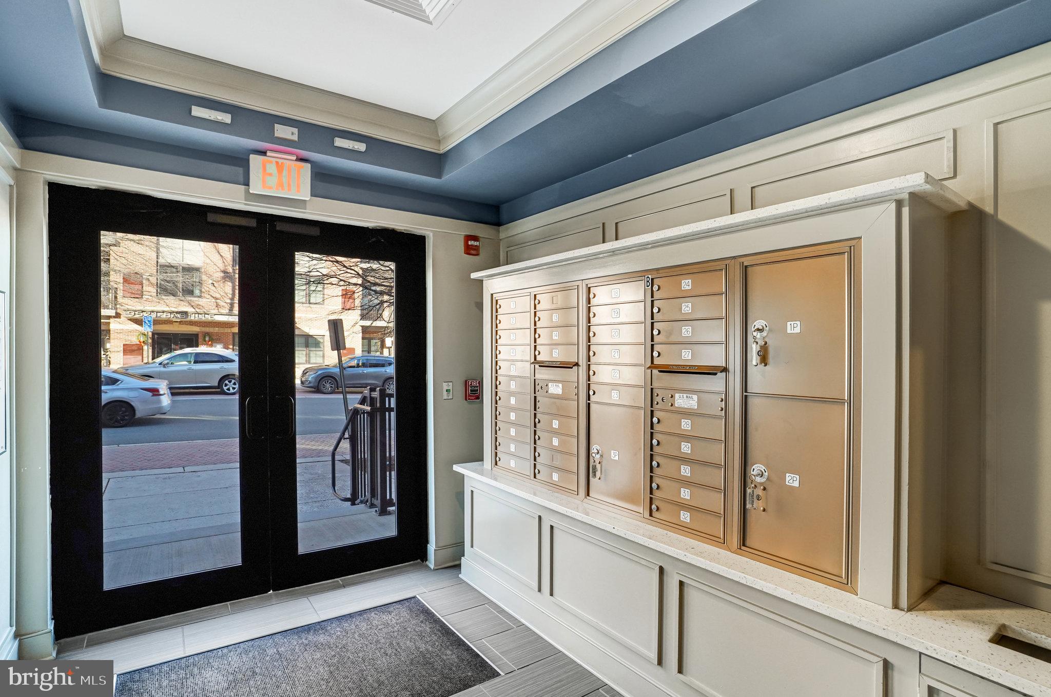 FLATS AT METROWEST - Residential