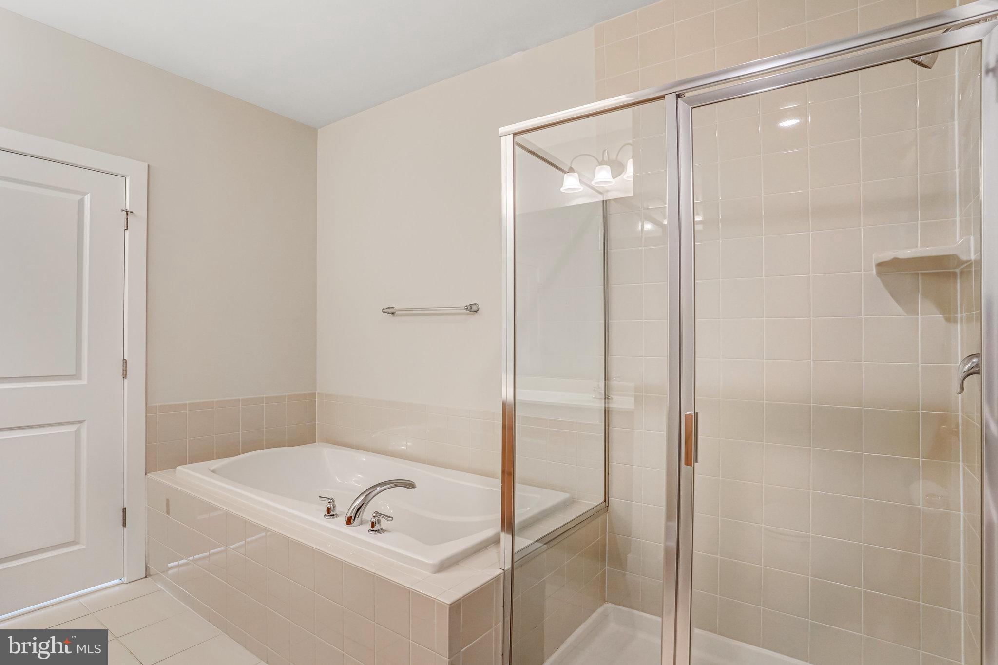 FLATS AT METROWEST - Residential