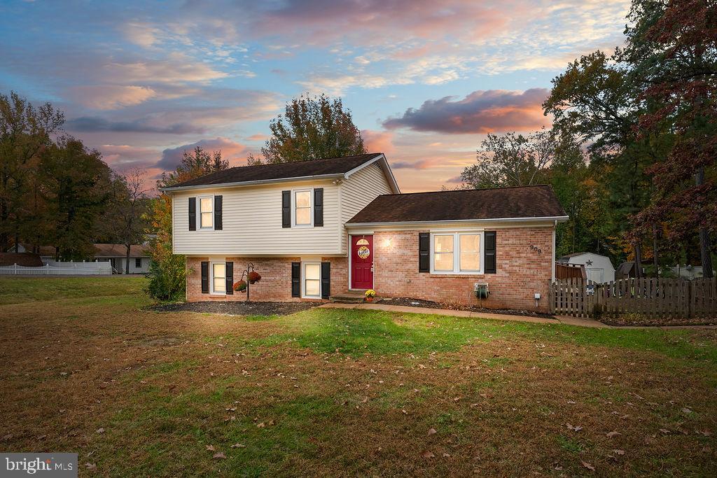 STONEWALL ESTATES - Residential