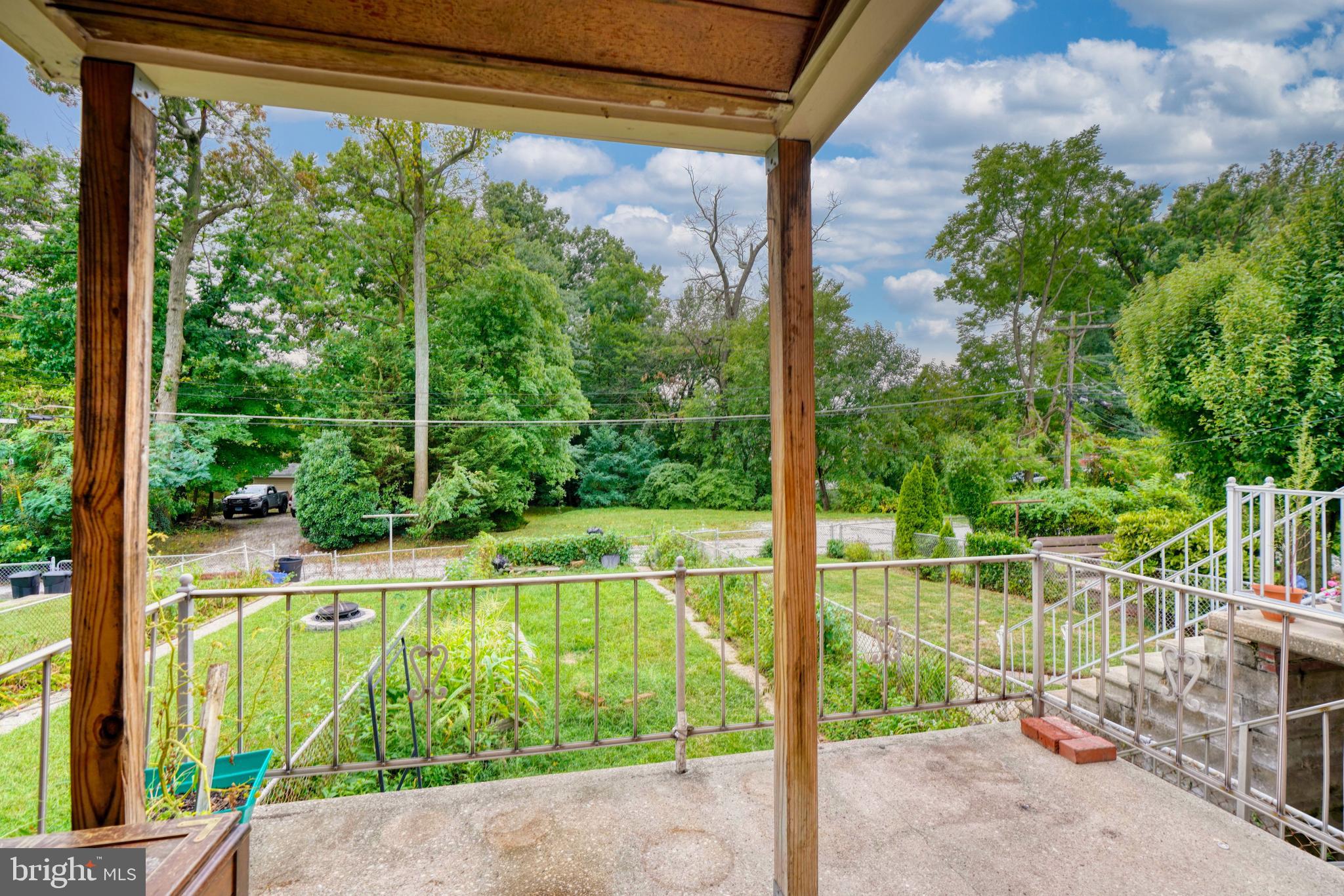 OAKLEIGH MANOR - Residential