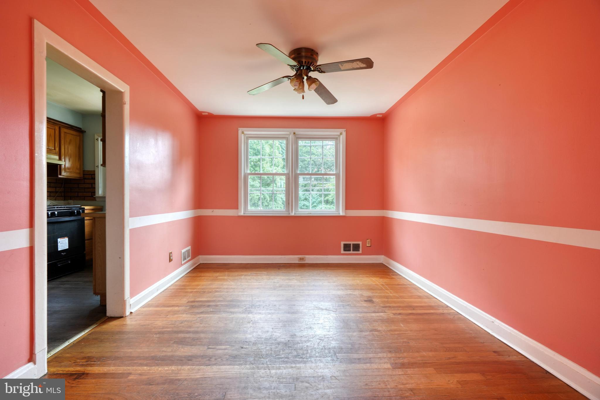 OAKLEIGH MANOR - Residential