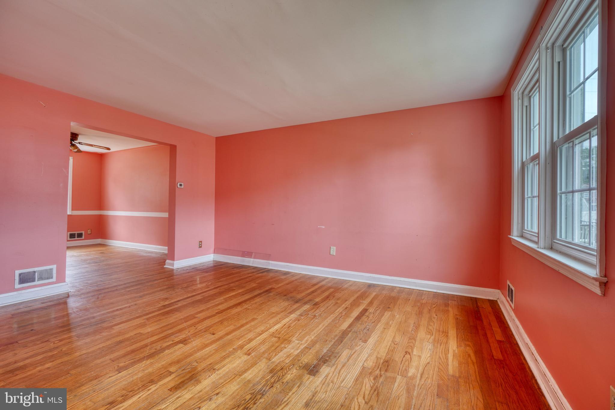 OAKLEIGH MANOR - Residential