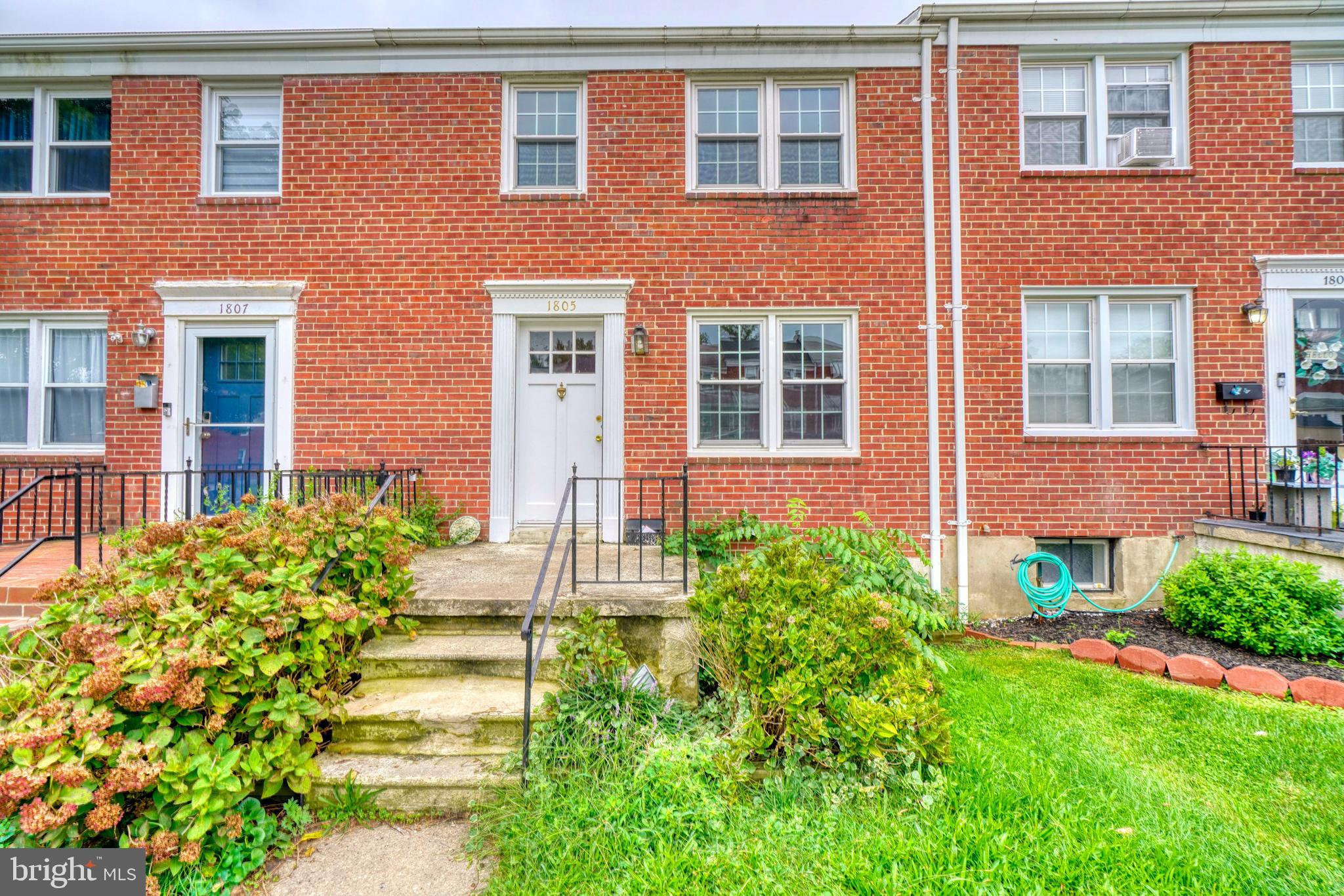 OAKLEIGH MANOR - Residential