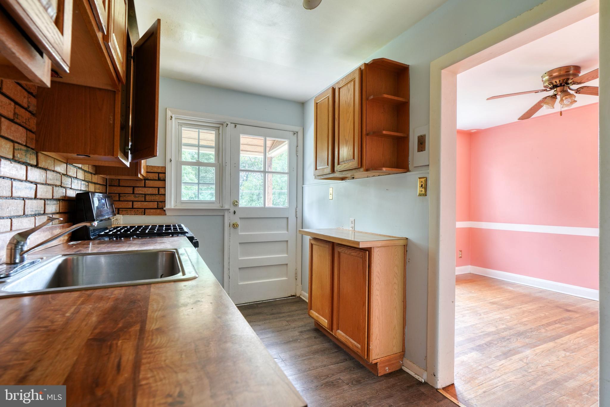 OAKLEIGH MANOR - Residential