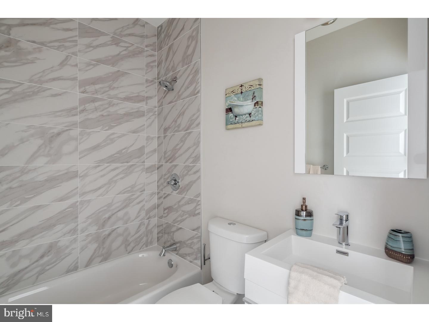 OLDE KENSINGTON - Residential