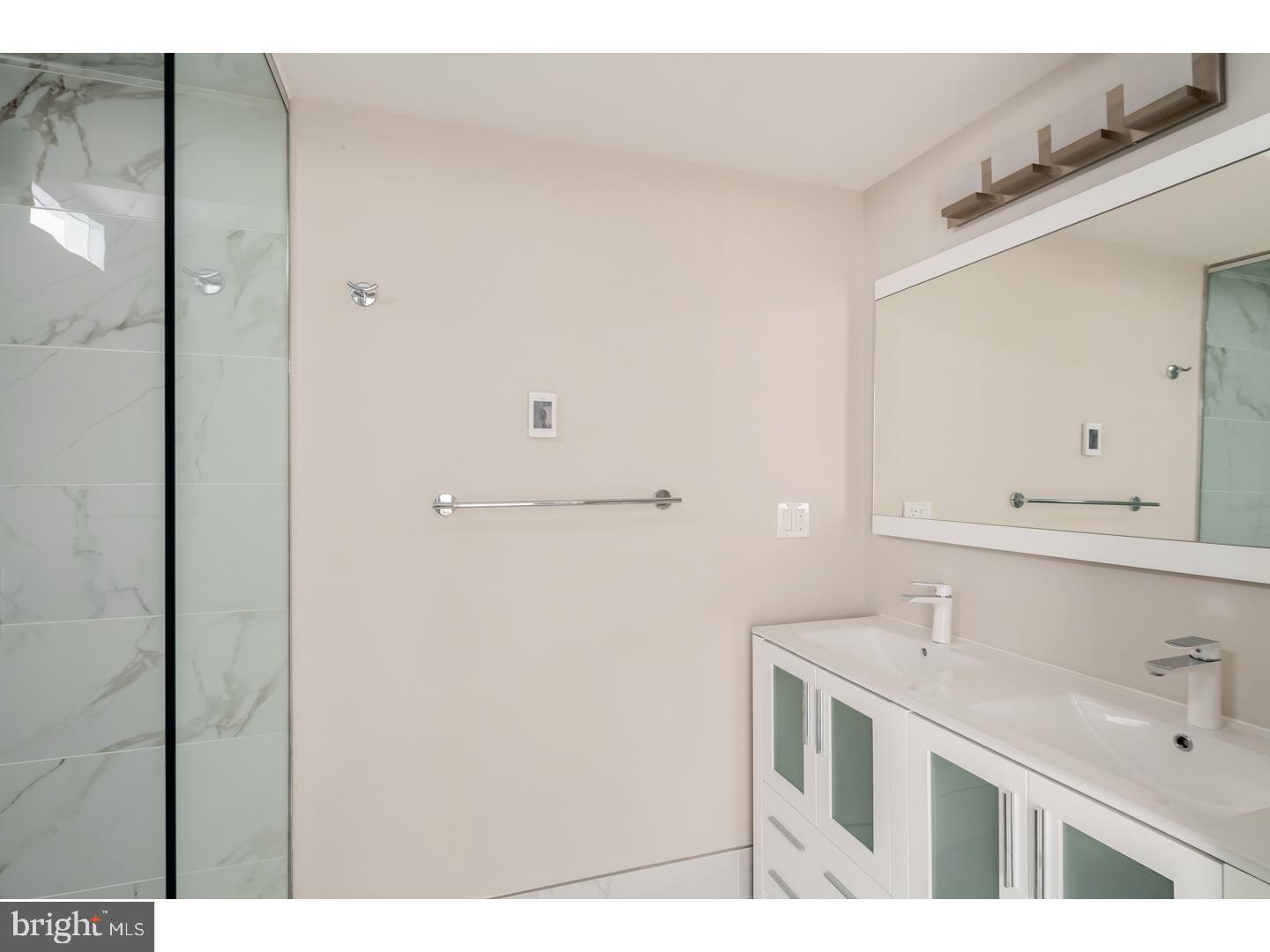 OLDE KENSINGTON - Residential