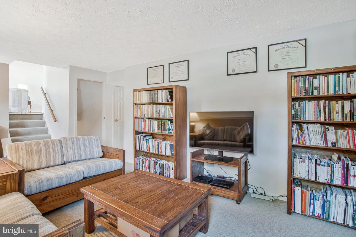 HIGHFIELDS - Residential