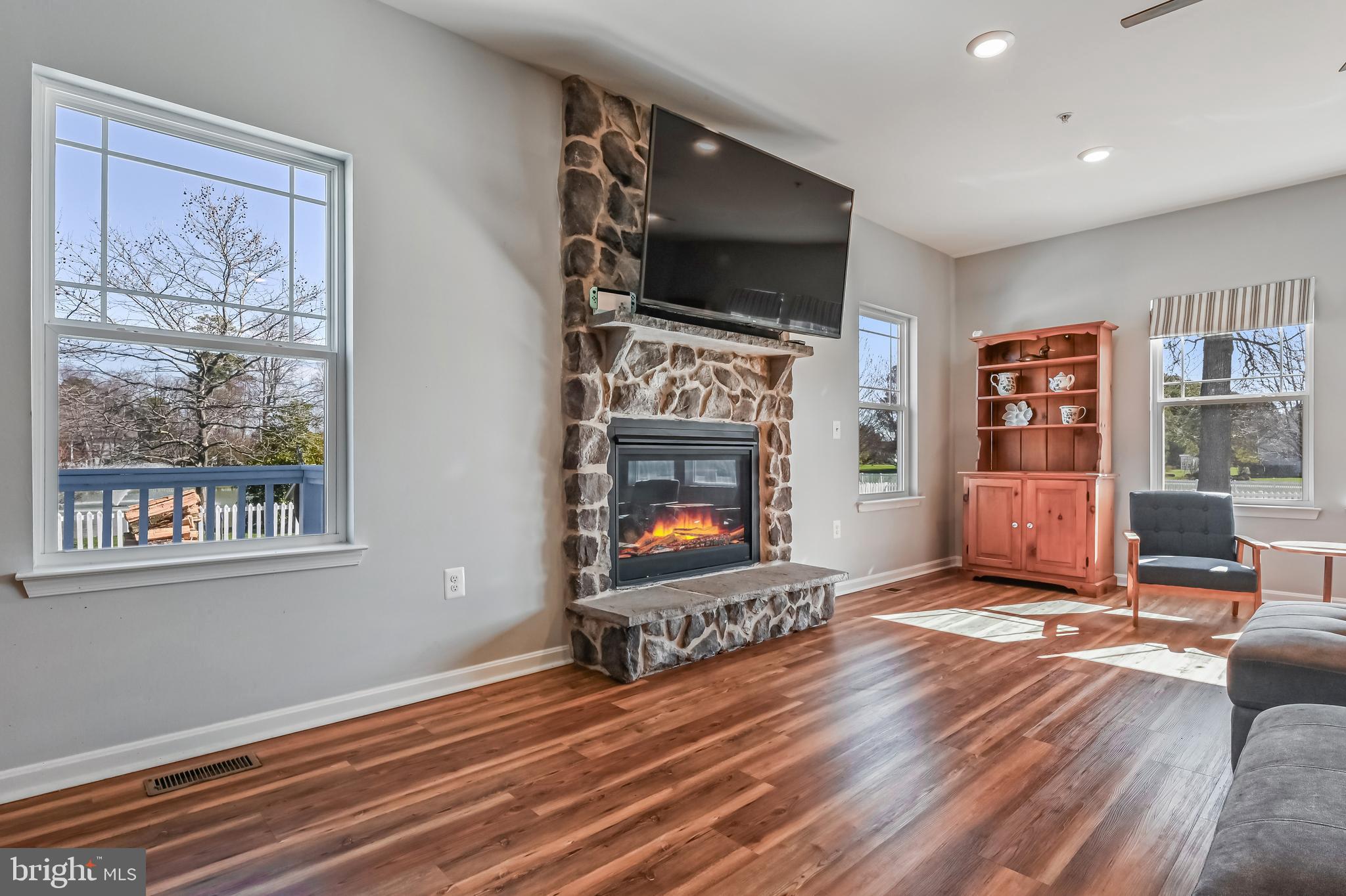 TILGHMAN ON CHESAPEAKE - Residential