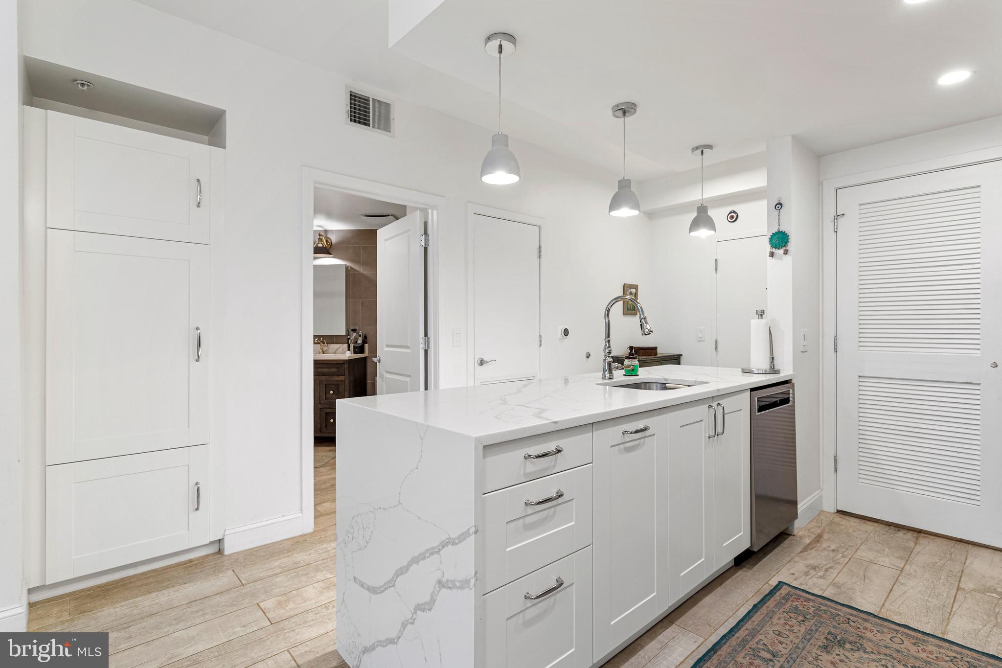 1117 10TH STREET NW 1109