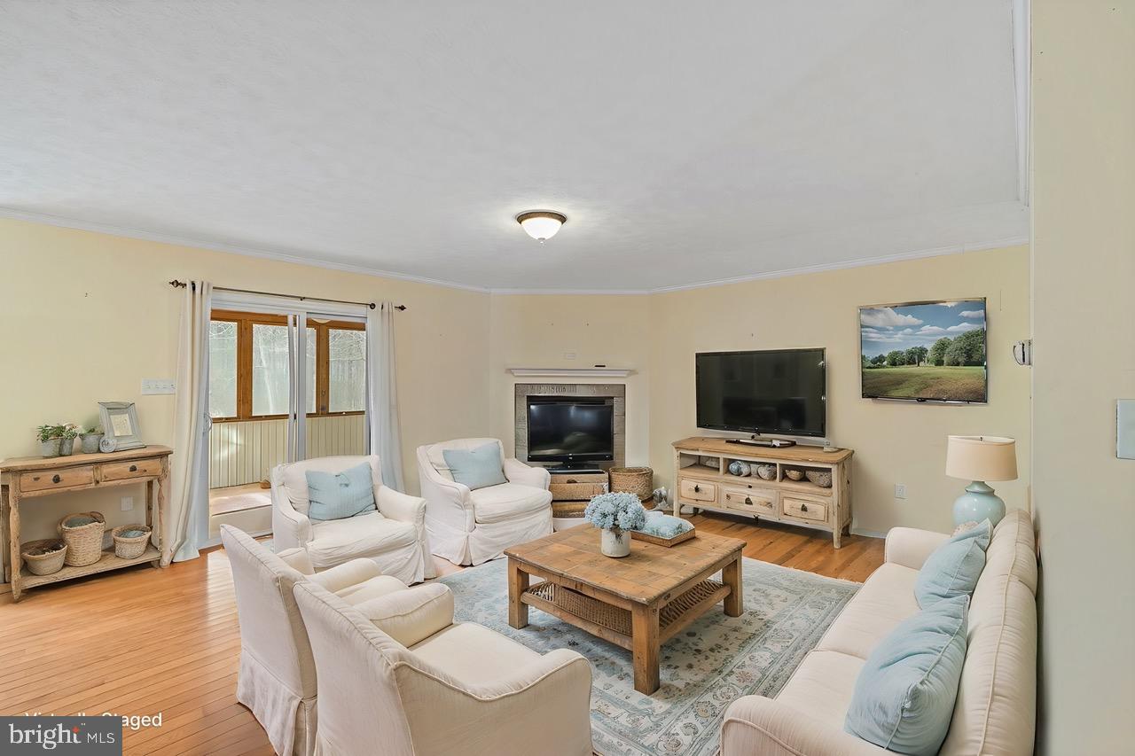 FAIRVIEW - Residential