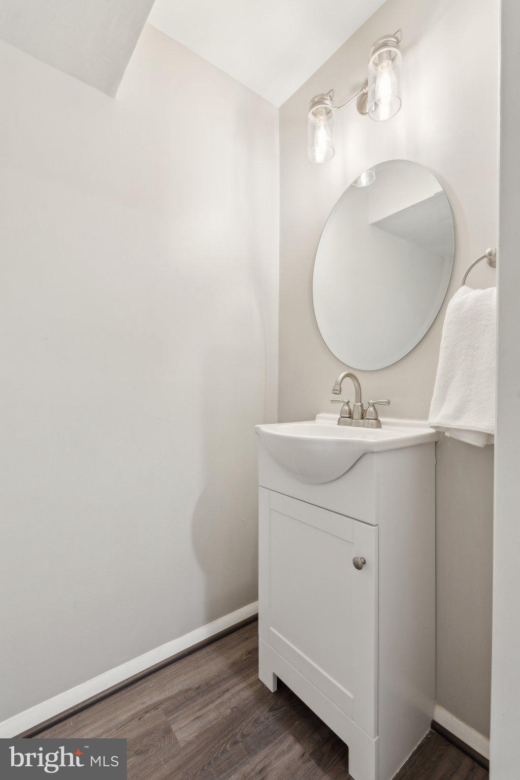 D EVEREUX WEST - Residential