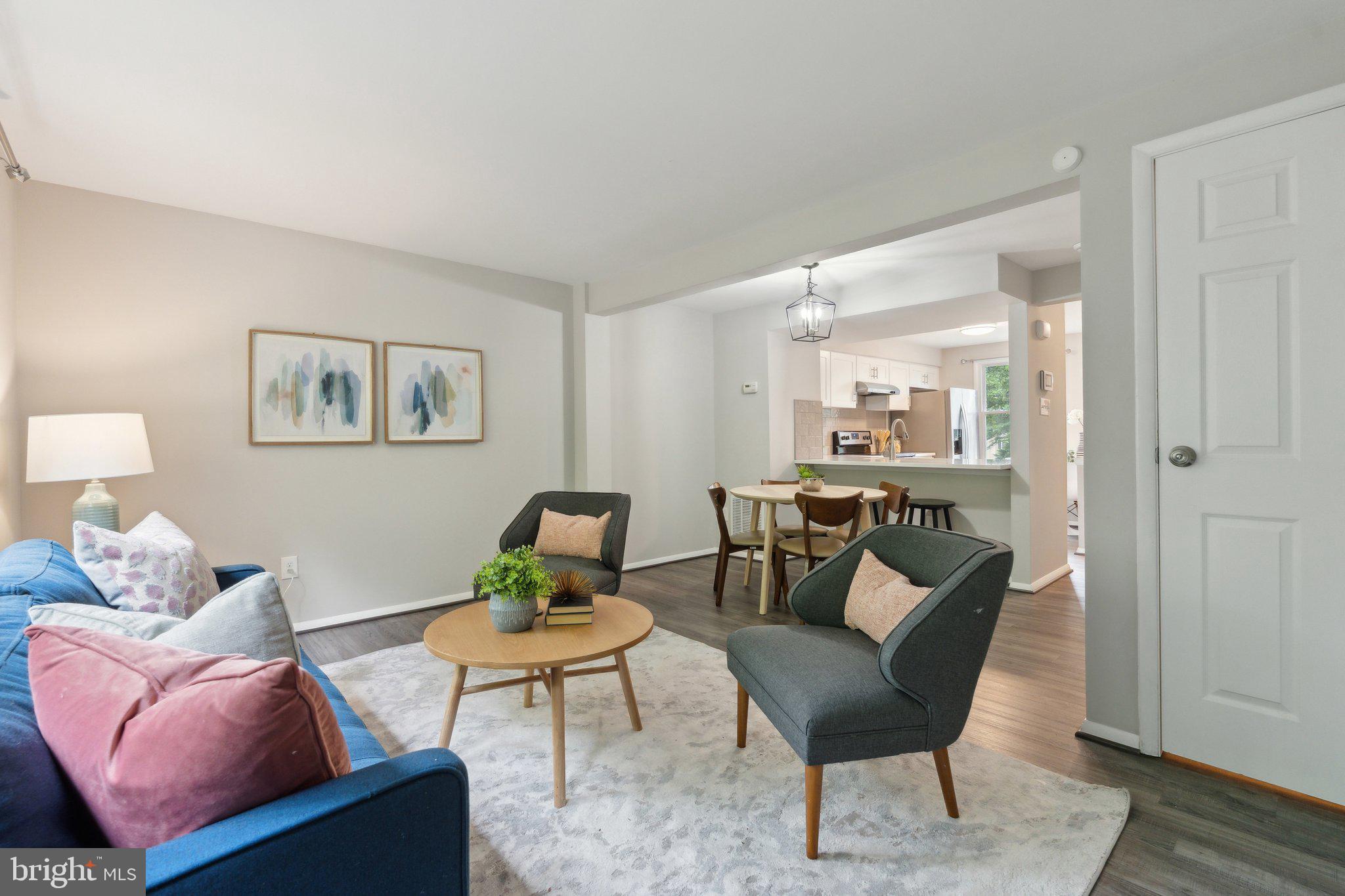 D EVEREUX WEST - Residential