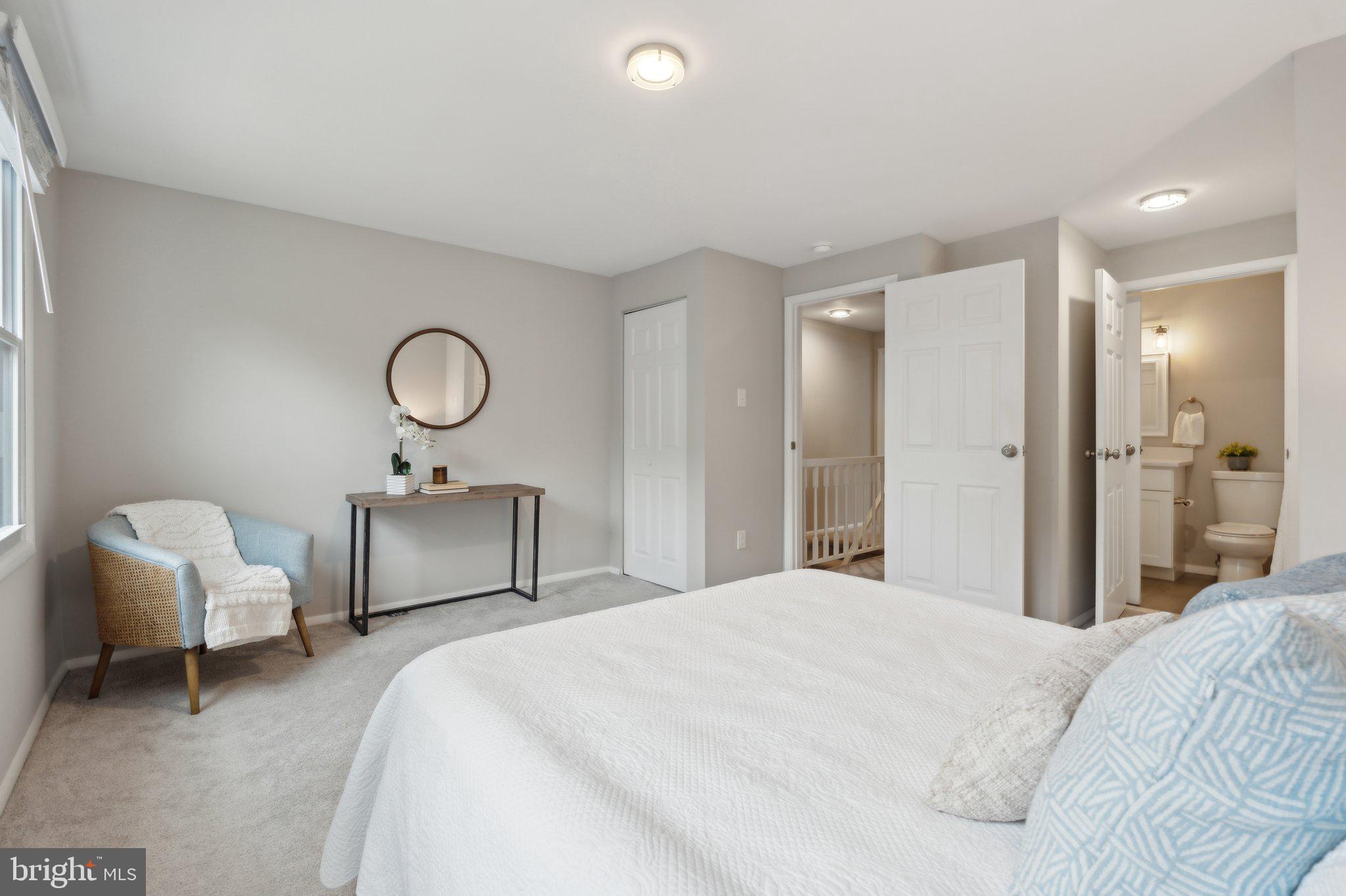 D EVEREUX WEST - Residential