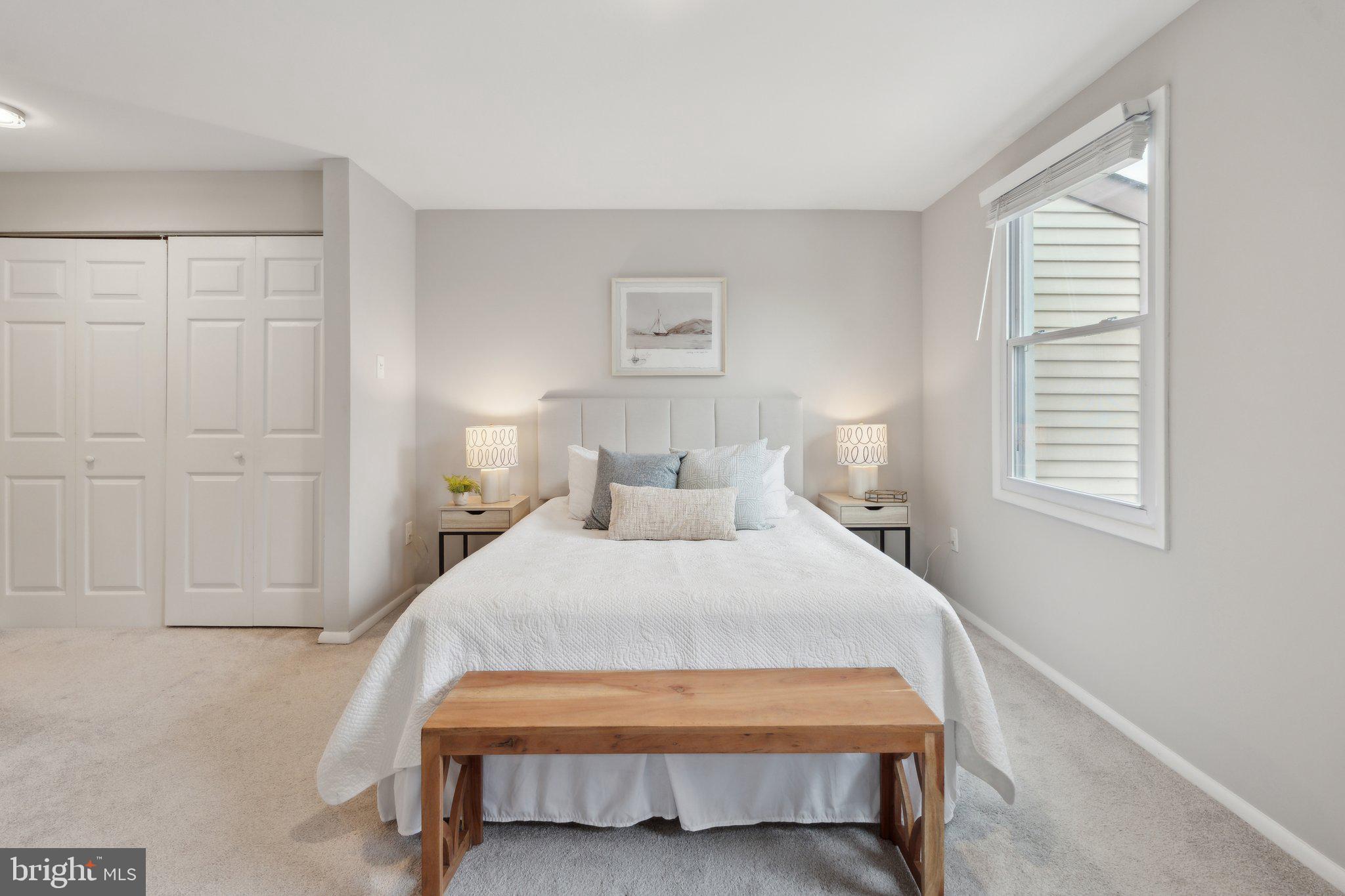 D EVEREUX WEST - Residential